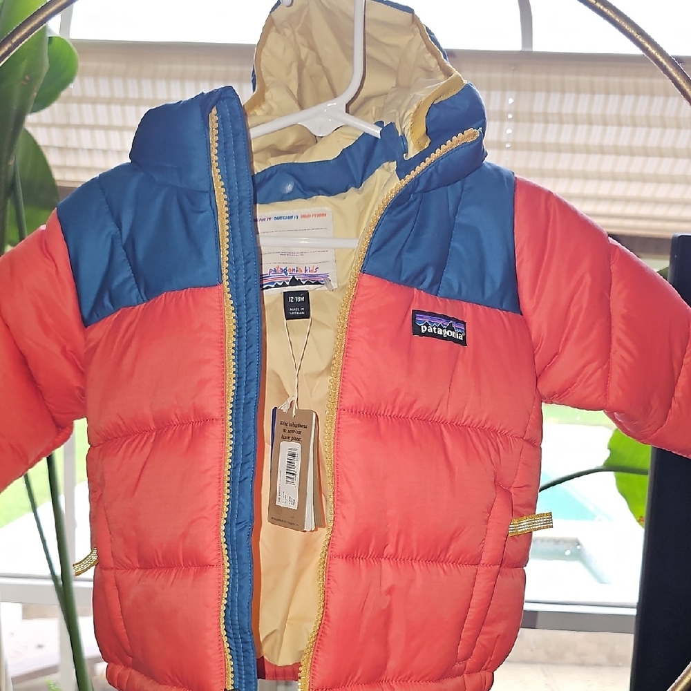 Patagonia Kids Puffer Jacket - Red and Blue - Picture 6 of 8